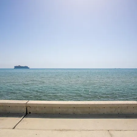 Апартаменты Palmove Newly Build Seaview