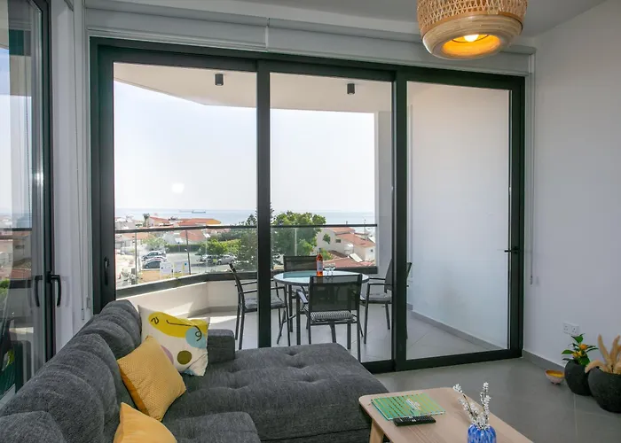 Palmove Newly Build Seaview アパート