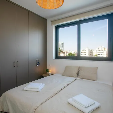 Palmove Newly Build Seaview لارنكا