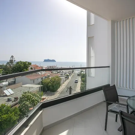 Palmove Newly Build Seaview لارنكا